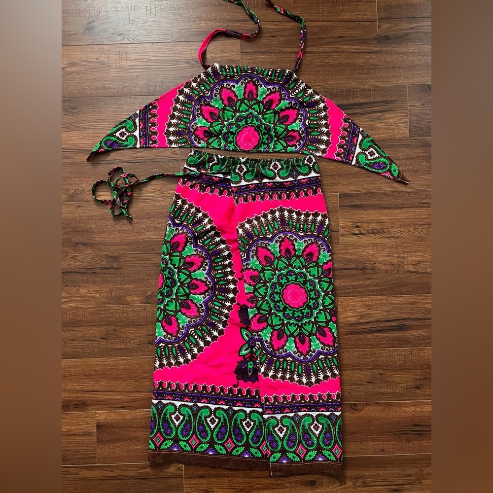 Groovy 60s Vintage Halter Crop Tank Top & Skirt Set - Flex size - Festival fit
